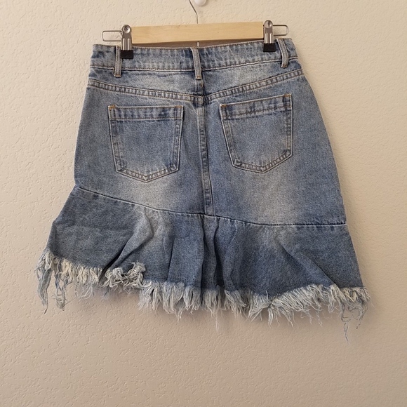 NEW Mustard Seed Embellished Raw Hem Jean Skirt - Picture 5 of 6